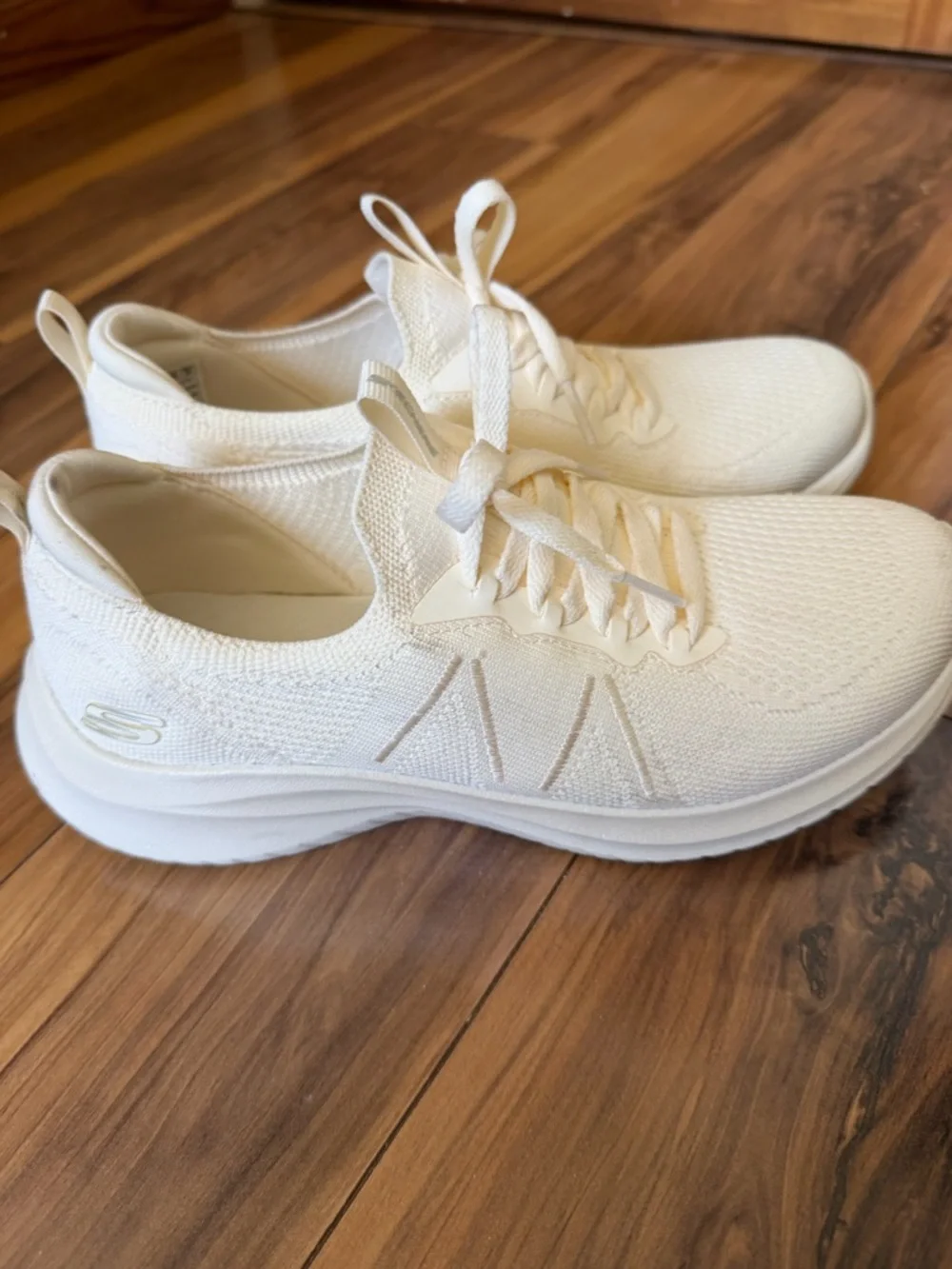 Skechers women’s Cream Knit Memory Foam Sneakers